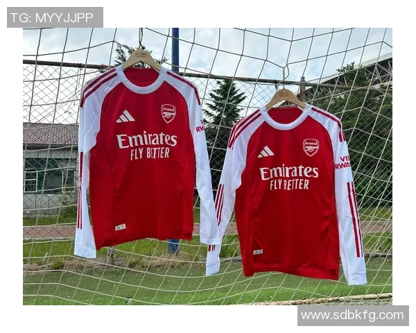 足球明星穿搭秘籍揭秘如何打造你的运动时尚风格视频教程 足球明星穿搭秘籍揭秘如何打造你的运动时尚风格视频教程