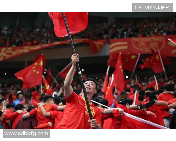 重庆足球队实力变革引发热议球迷期待新篇章 重庆足球队实力变革引发热议球迷期待新篇章