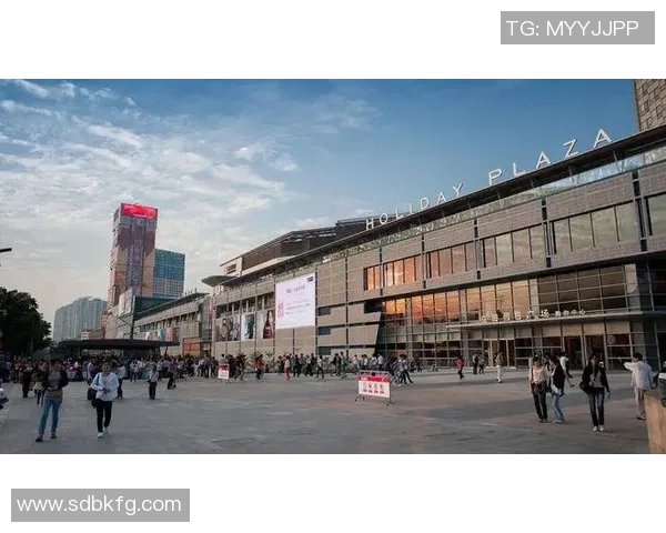 香港足球明星莅临滨州激情对决引发球迷热潮盛况空前